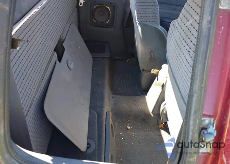 1996 Toyota Tacoma Xtracab Sr5 from USA, damaged, VIN 4TAWN74N0TZ106700